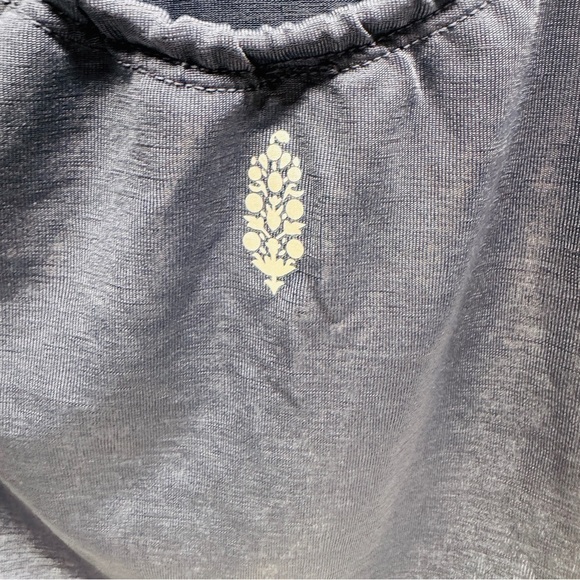 FP Freemovement Elegant Navy Blue Women's crop Top size S - Picture 4 of 10